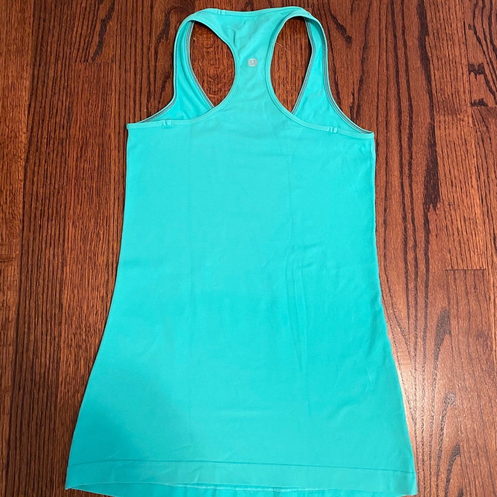 Lululemon Cool Racerback - Size 8